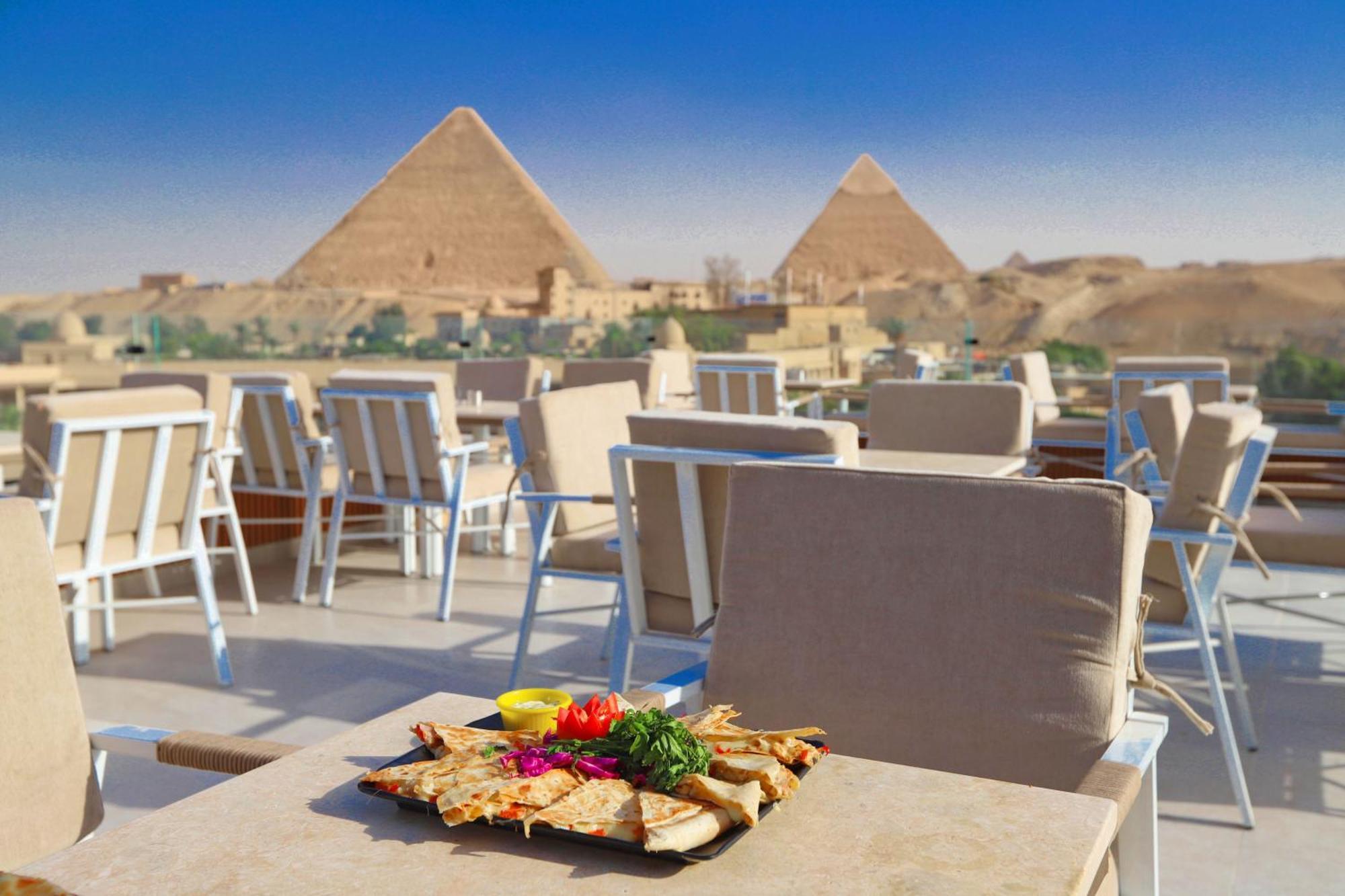 Kafret el-Gabal Gaia Pyramids Hotel מראה חיצוני תמונה