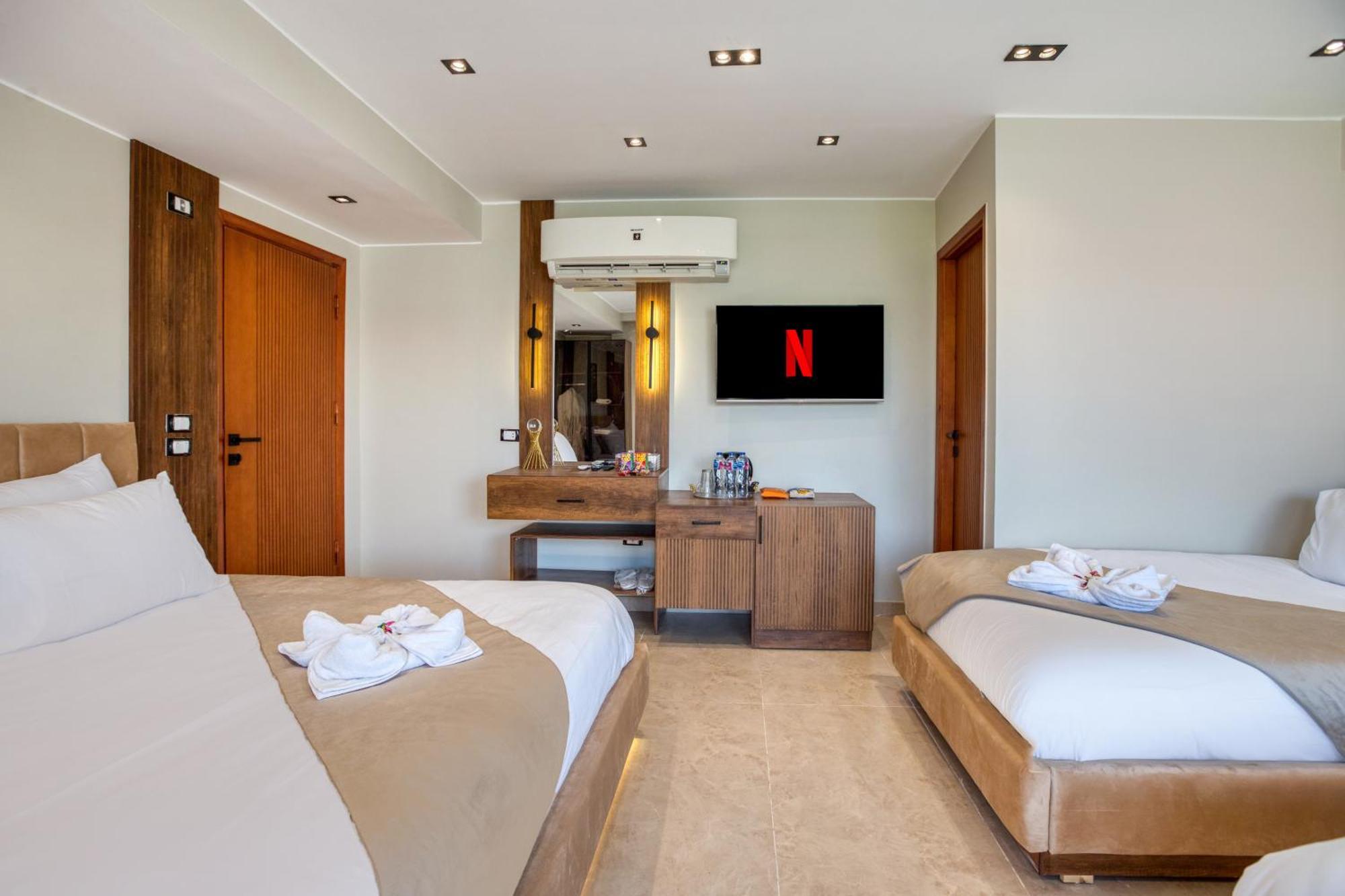 Kafret el-Gabal Gaia Pyramids Hotel מראה חיצוני תמונה