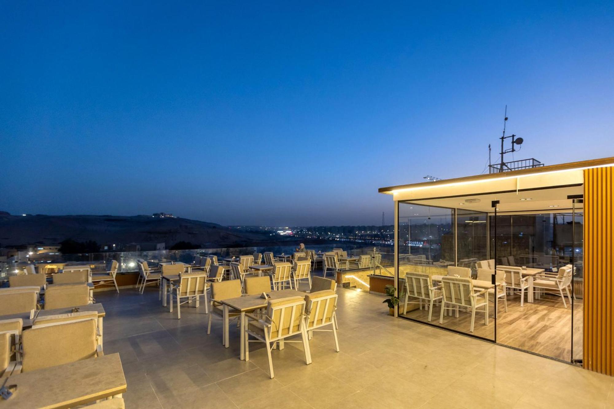 Kafret el-Gabal Gaia Pyramids Hotel מראה חיצוני תמונה