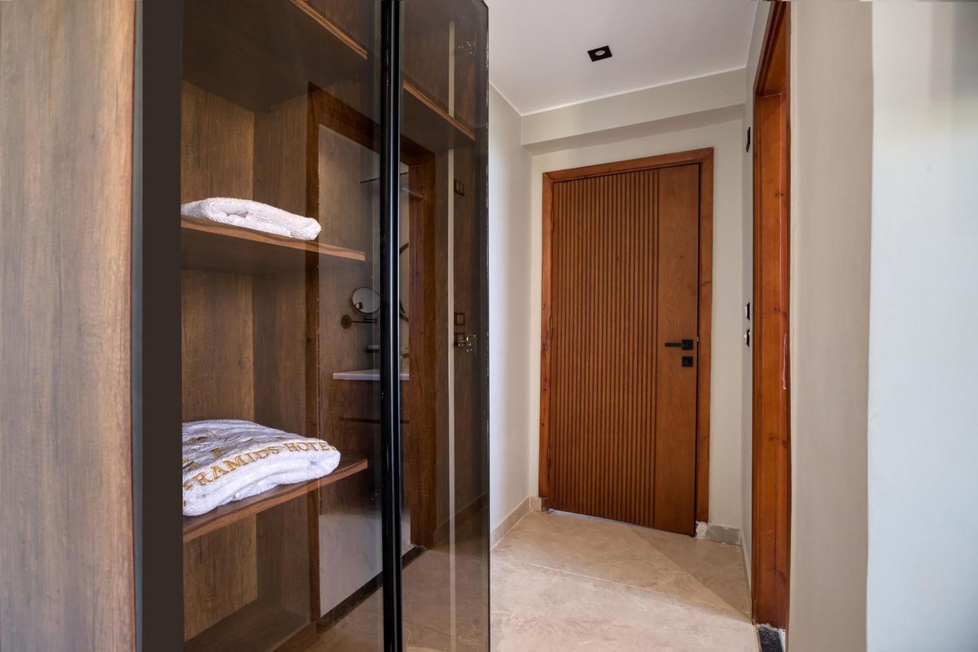 Kafret el-Gabal Gaia Pyramids Hotel מראה חיצוני תמונה